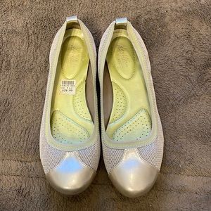Alex Flex Sport slip on shoes. Size 9 1/2